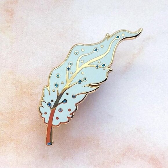 Pegasus Feather Enamel Pin - Gold Plated Mythical Jewelry & Brooch - Picture 1 of 9